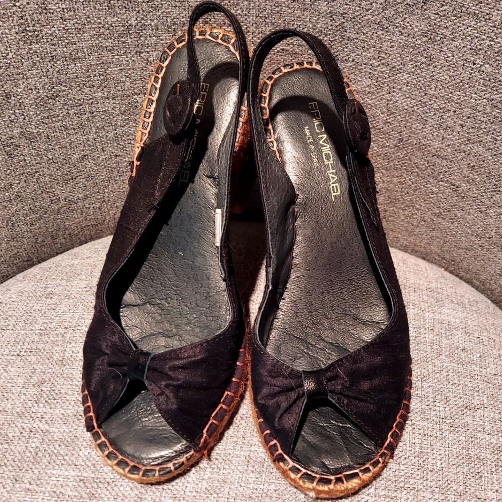 Eric Michael Euro Summer Black Fabric Toe Espadrille Wedge Sandals Spain Size 36